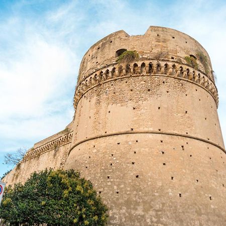 Storia & Mare - Free Parking - Castello Carlo V Leilighet Crotone Eksteriør bilde